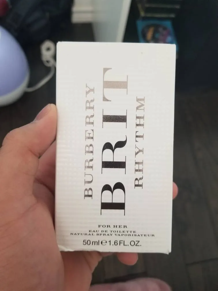 Burberry Purfume photo 1