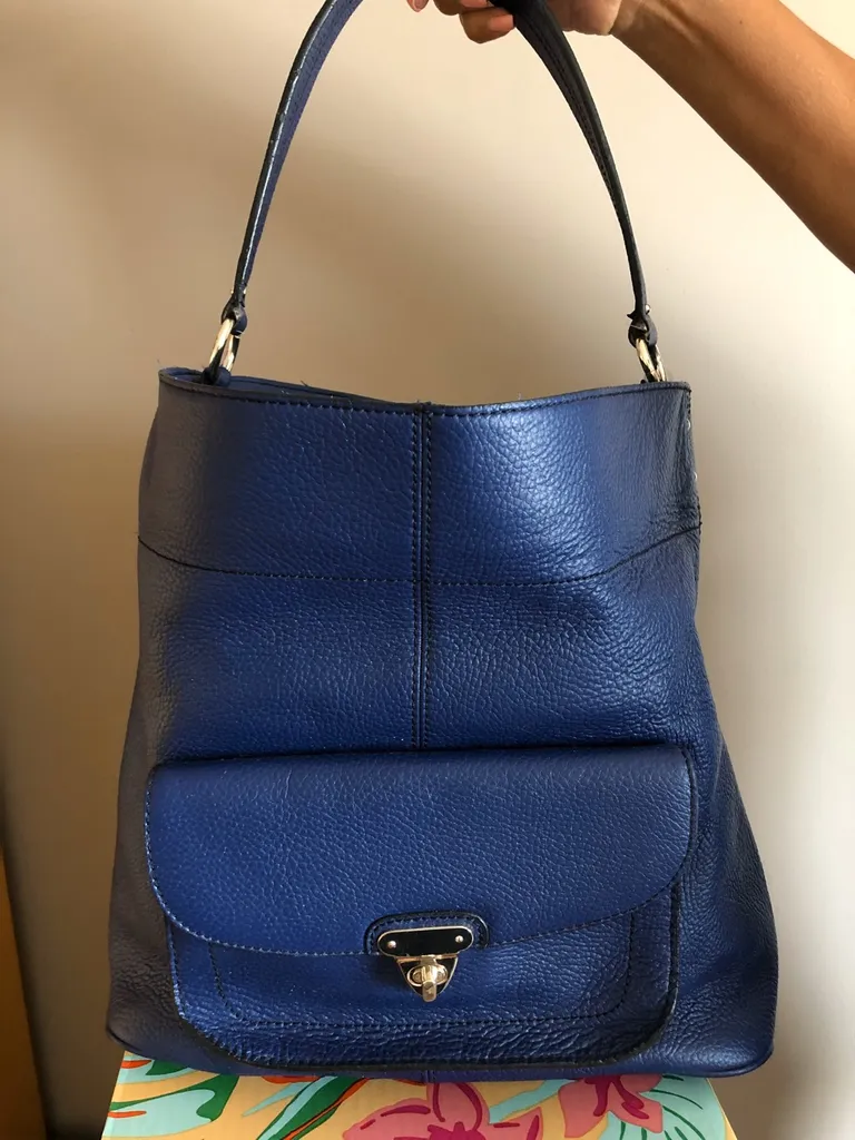 Banana Republic Bucket Bag photo 1