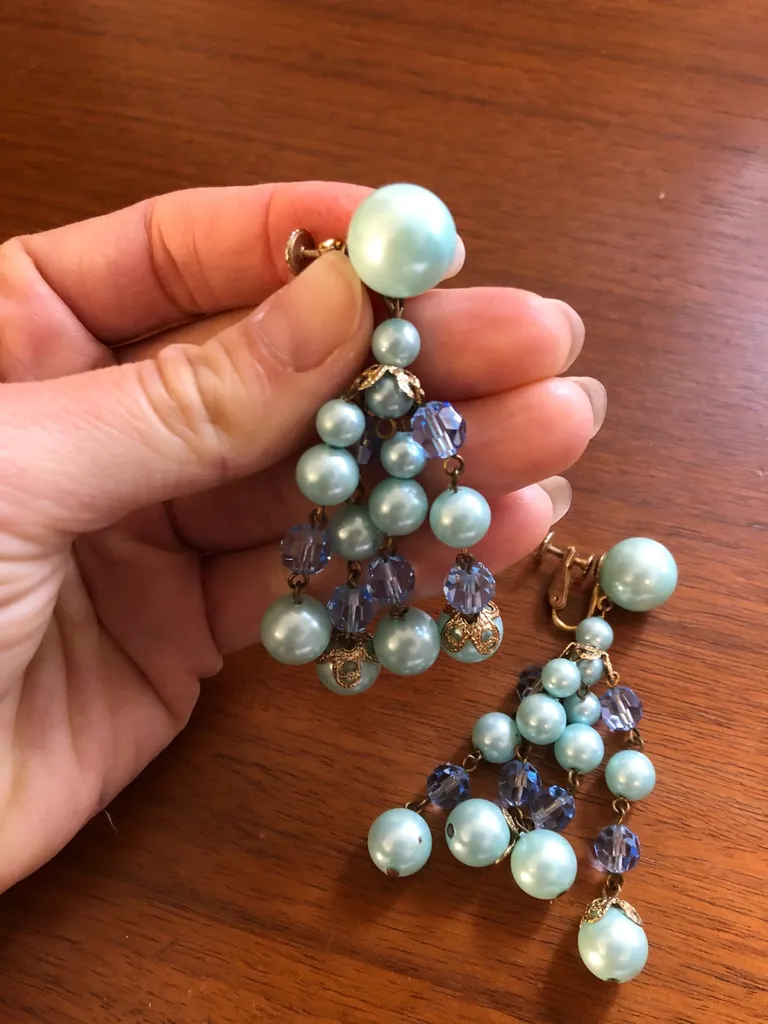 Lovely Pair Of Vintage Earrings - Clip-on photo 1