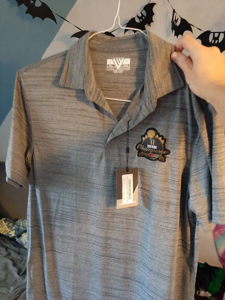 Raptors Size Small- Brand New photo 1