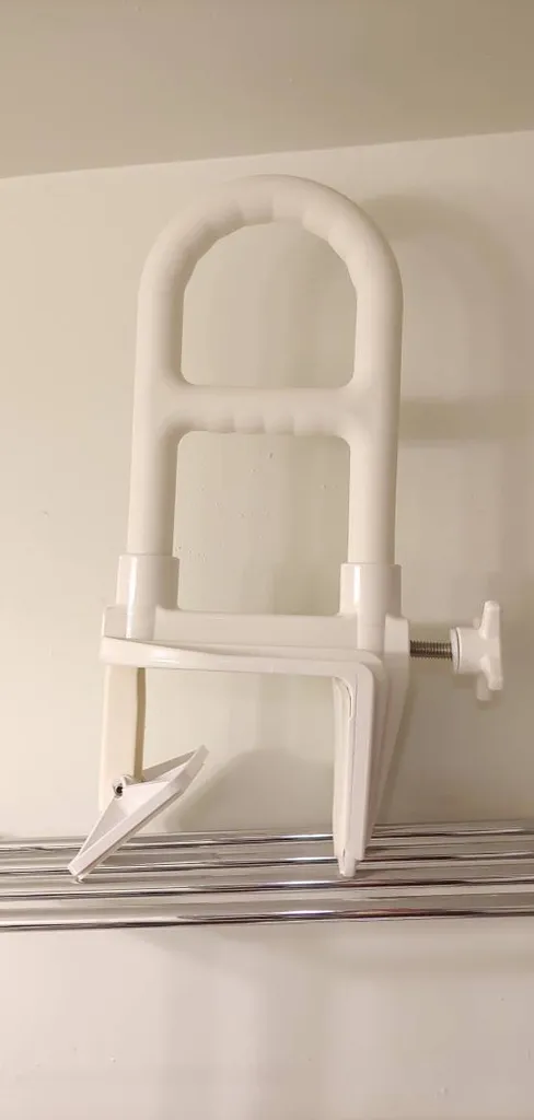 BATHTUB HOLDER photo 1