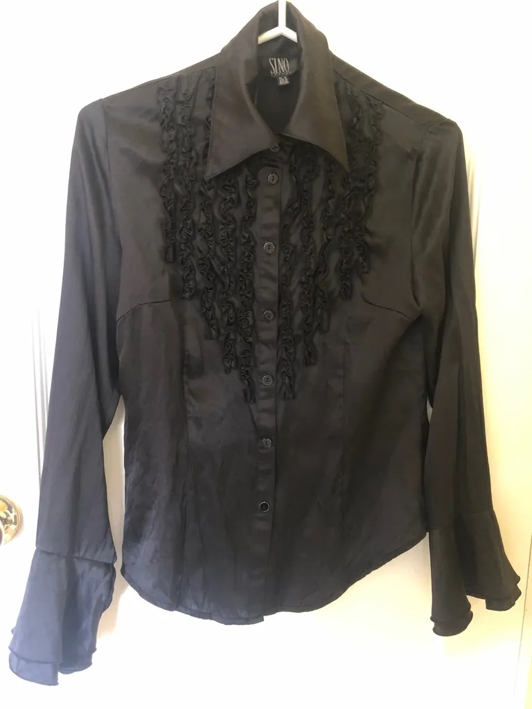 Silk Long Sleeve photo 1