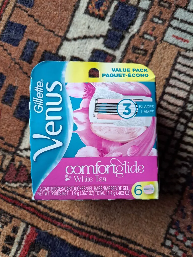 🆕️ Venus Razors photo 1