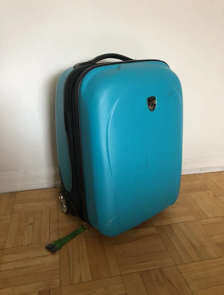 Rebunz Carry-on Suitcase photo 1