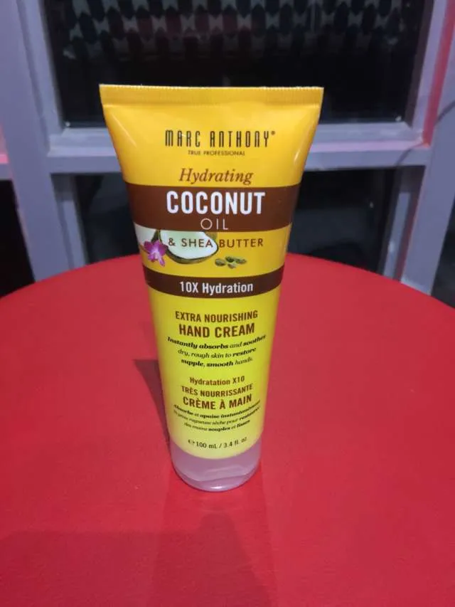 Marc Anthony Hydrating Hand Cream photo 1