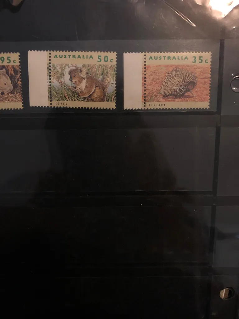 4 Australia Postage Stamps photo 1