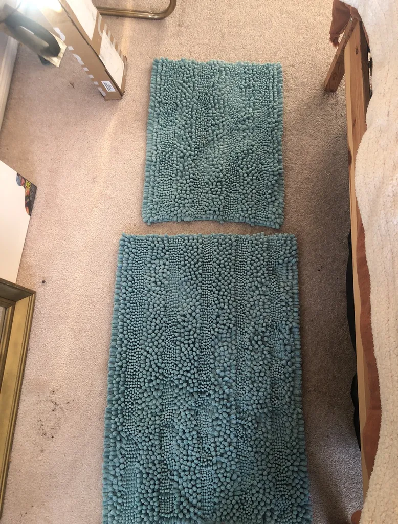 Bath Mats photo 1