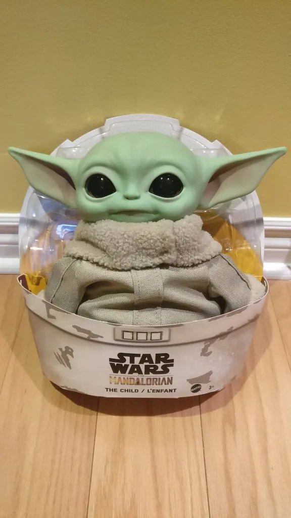 Star Wars Baby Yoda Plush photo 1