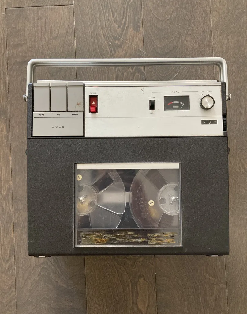 Tape Recorder photo 1