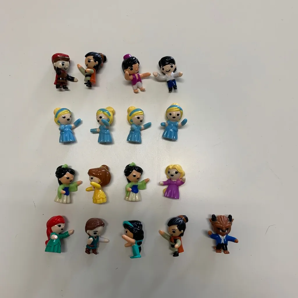 Disney Prince + Princess toys photo 1