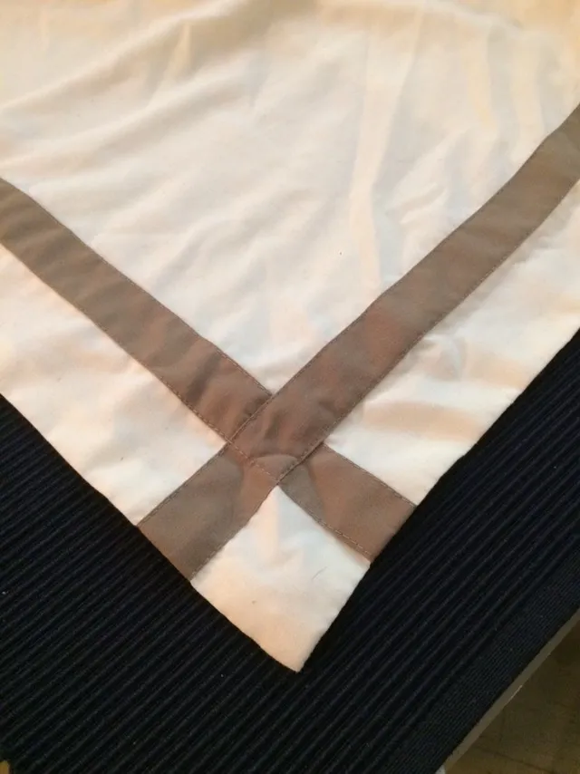 *Free* Pillow Shams photo 1