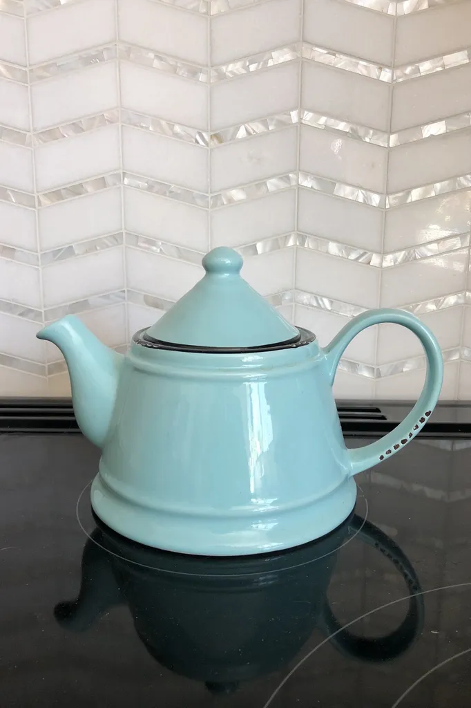 Teapot photo 1