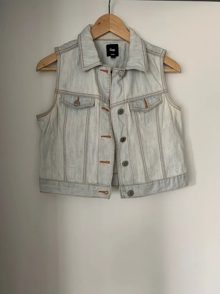 Denim Vest, Size M photo 1