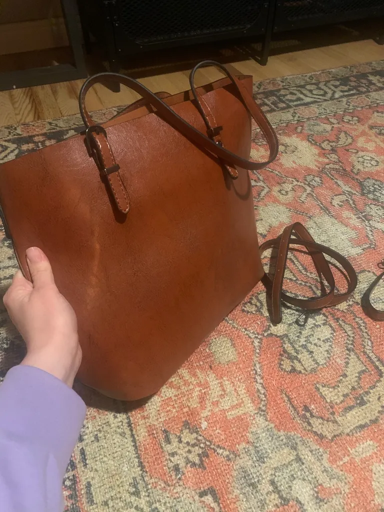 Vegan Leather purse 10/10 Condition photo 1