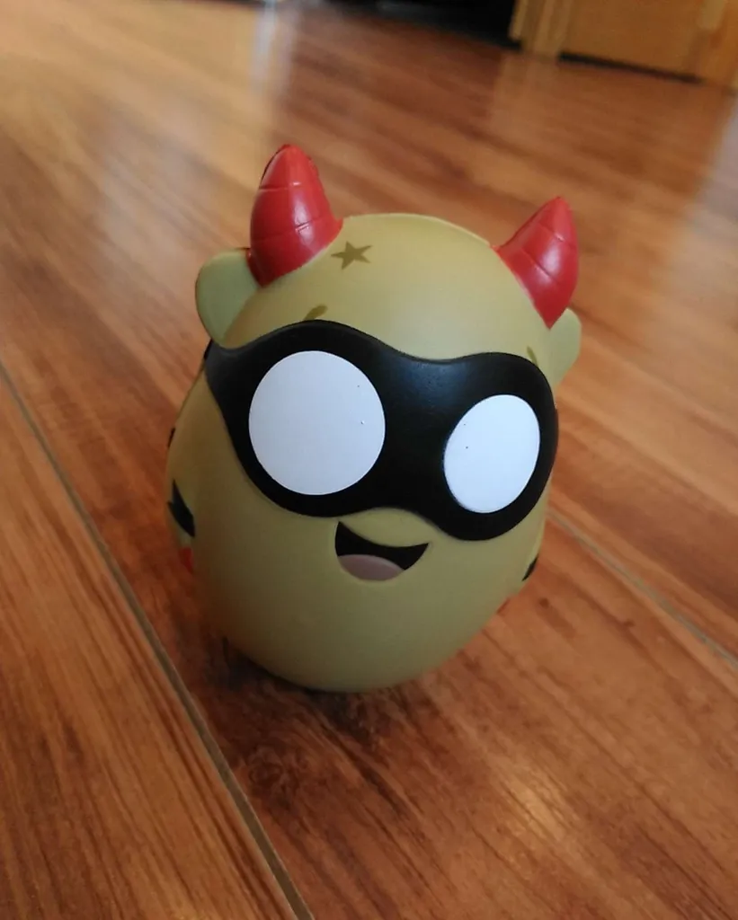 Minion? Egg Stress Ball Thing - Free photo 1