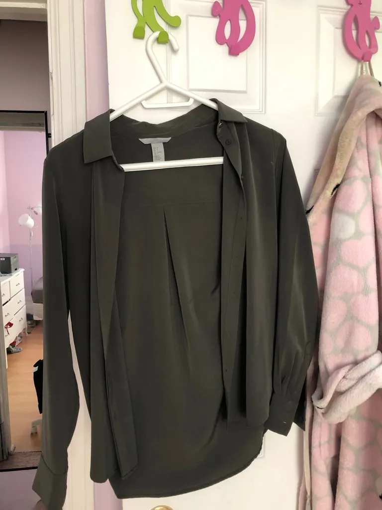 Green H&M Dress Shirt Size 4 photo 1