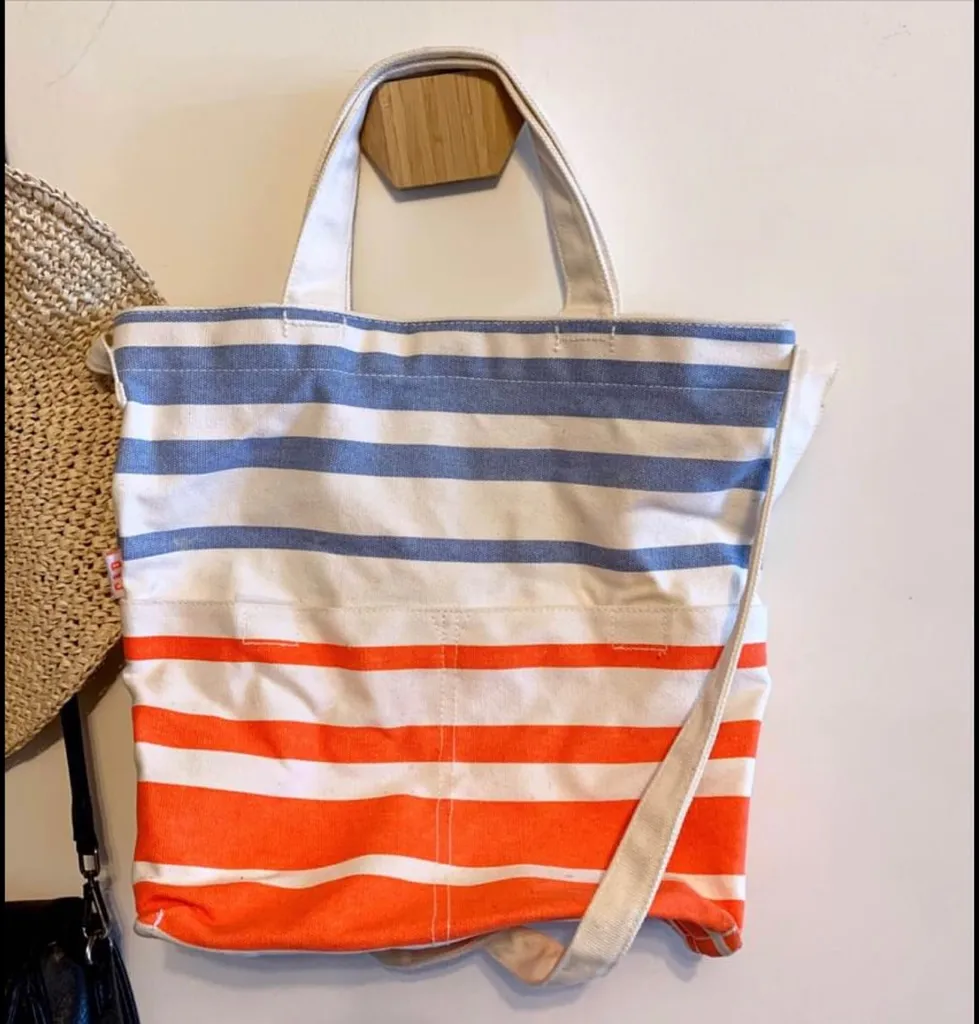GAP Beach Bag photo 1