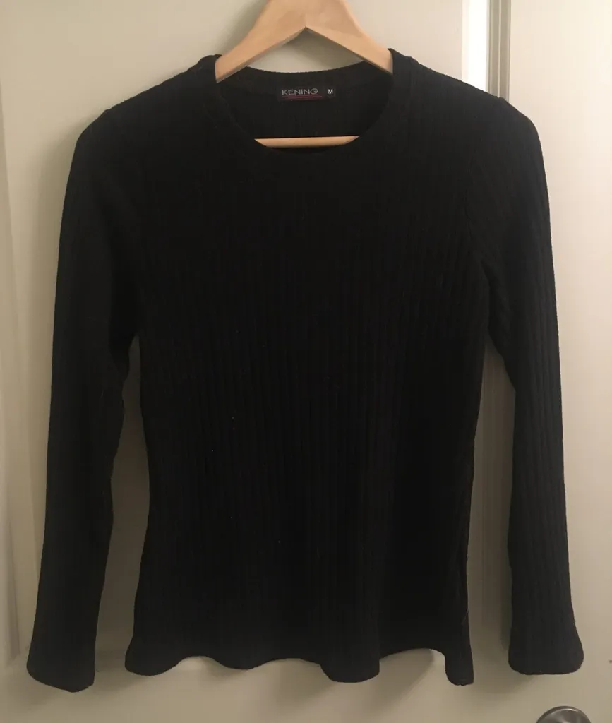 Black Ribbed Sleeved Shirt photo 1