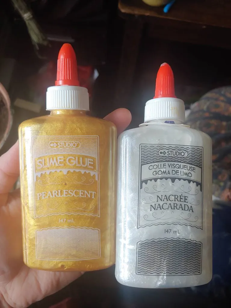 Silver And Gold Glitter Glue photo 1