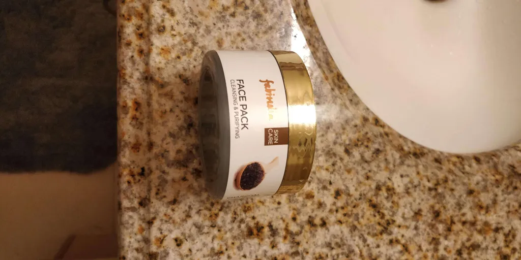 Charcoal Face Mask photo 1