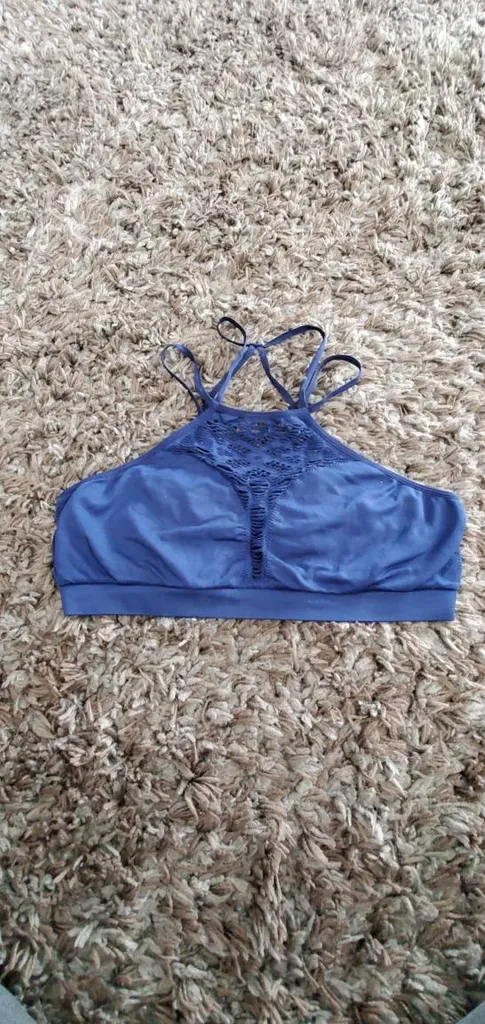 Med/Lrg Lace Bras/bralettes photo 1