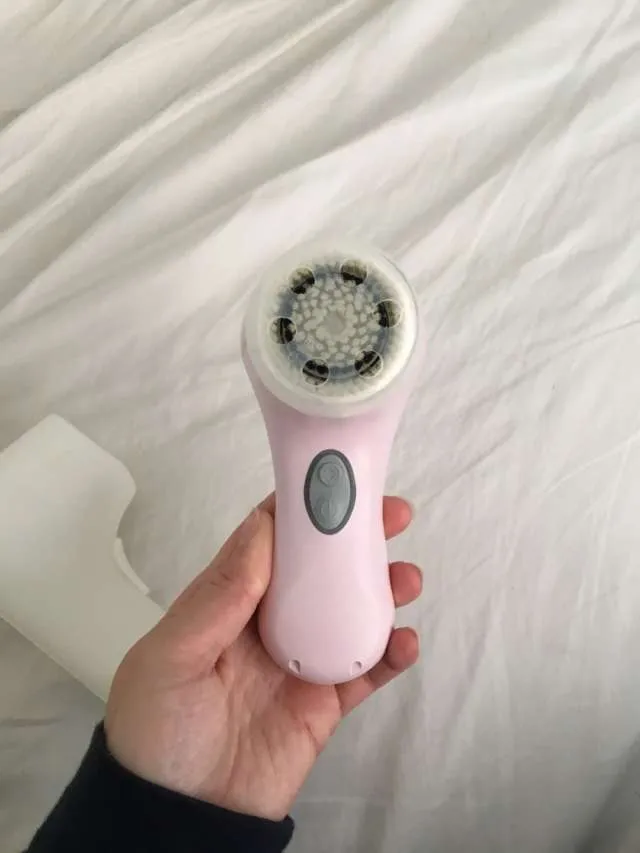 Barely used pink Clarisonic Mia 2 photo 1
