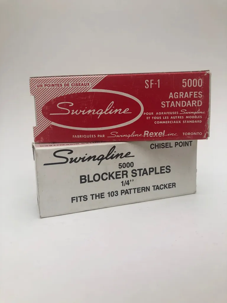 VTG swingline staples photo 1