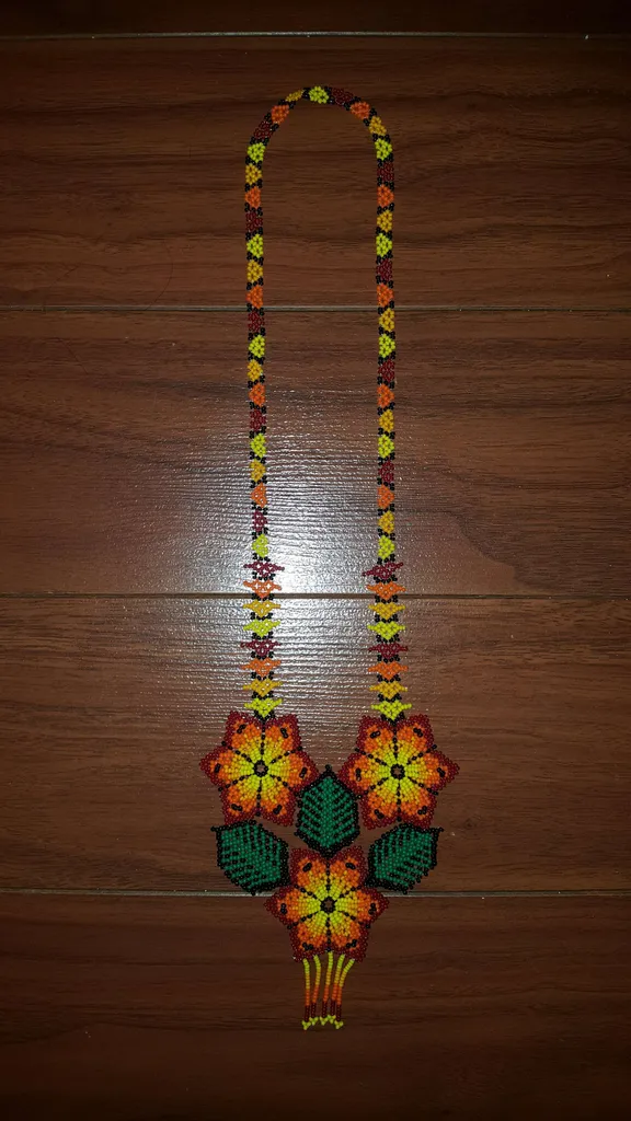 Wearable Art / Artisania Hand-Beaded Necklace -- Brand New, N... photo 1