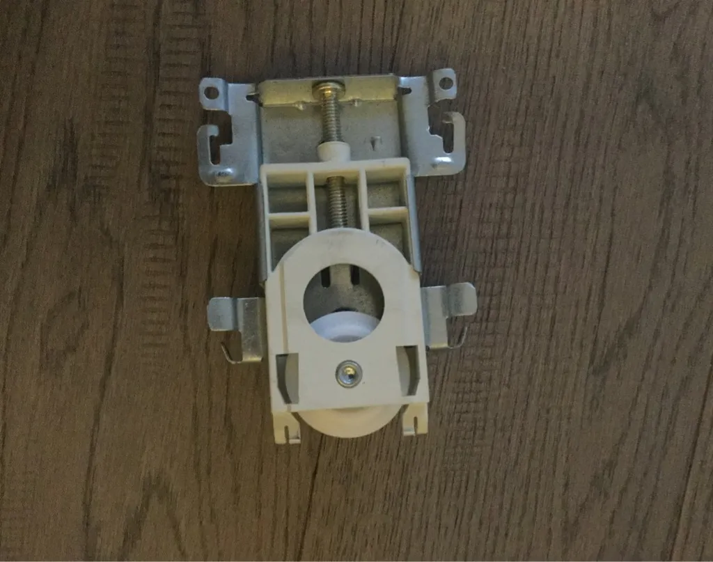 FREE Door Base Roller photo 1