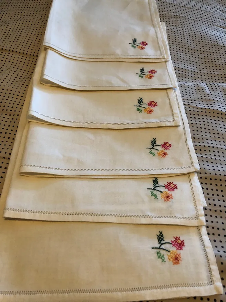 Vintage Table Linens x6, Neutral photo 1