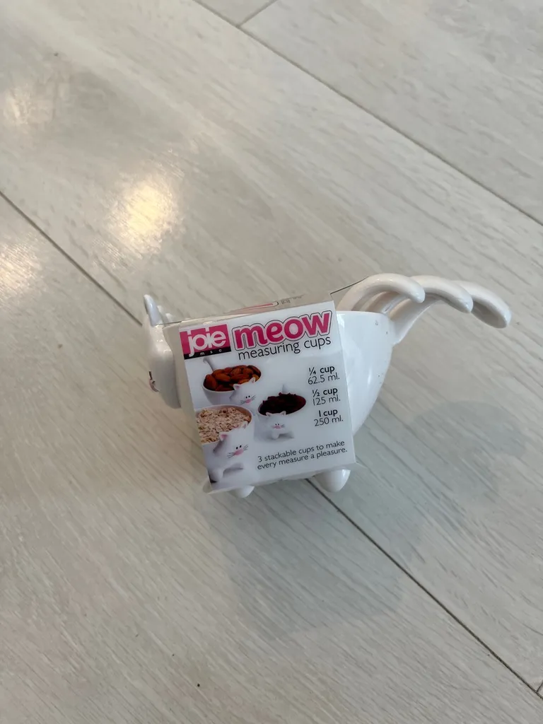 Cat Shaped Measuring Cups Brand New! photo 1