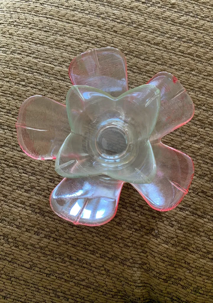 Tealight Flower Candle Holder photo 1