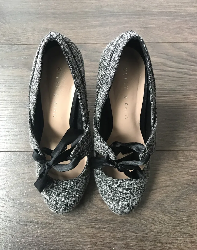 Cute Mary-Jane Pumps photo 1