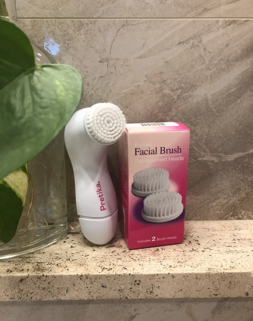 Brand New Facial Brush, Electric photo 1