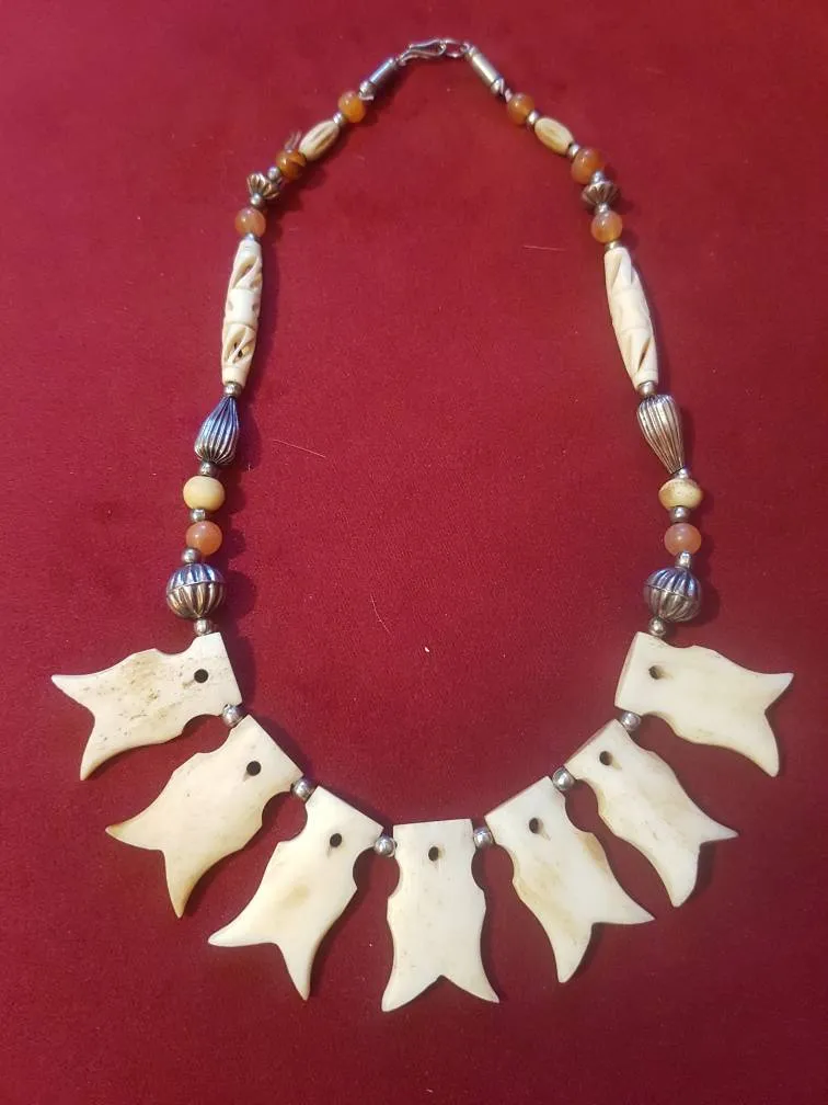 Vintage Necklace photo 1