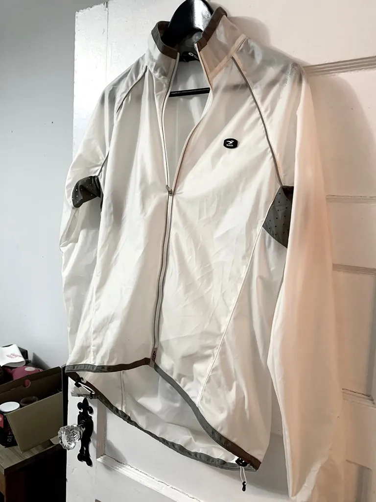 Sugoi Jacket S photo 1