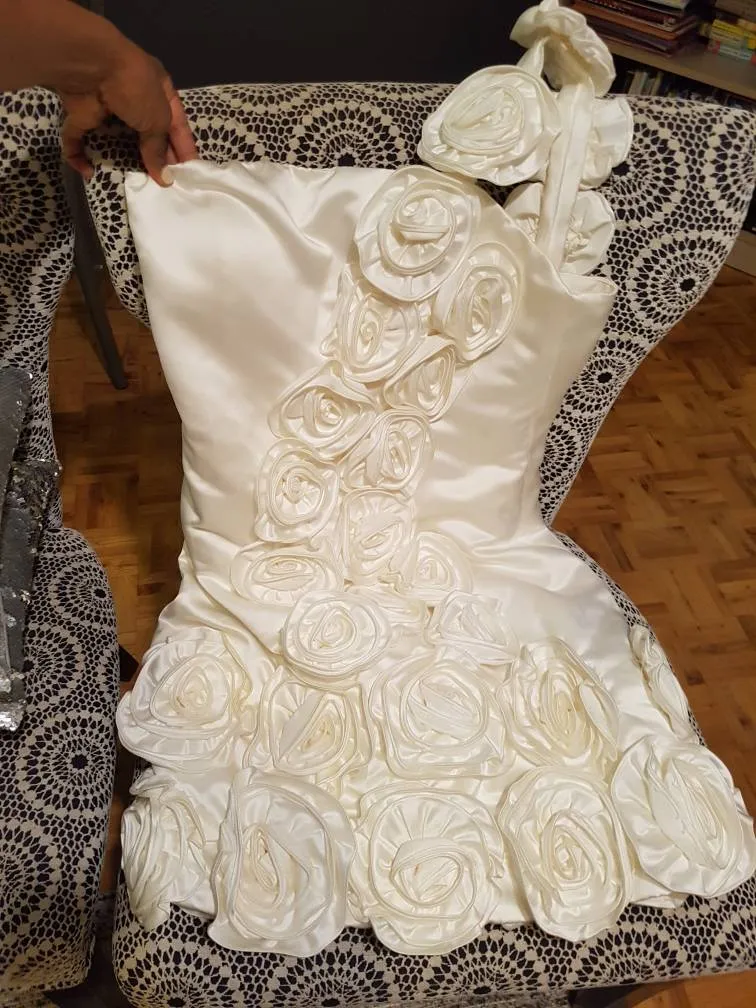 Ivory (Wedding/evening) Dress photo 1