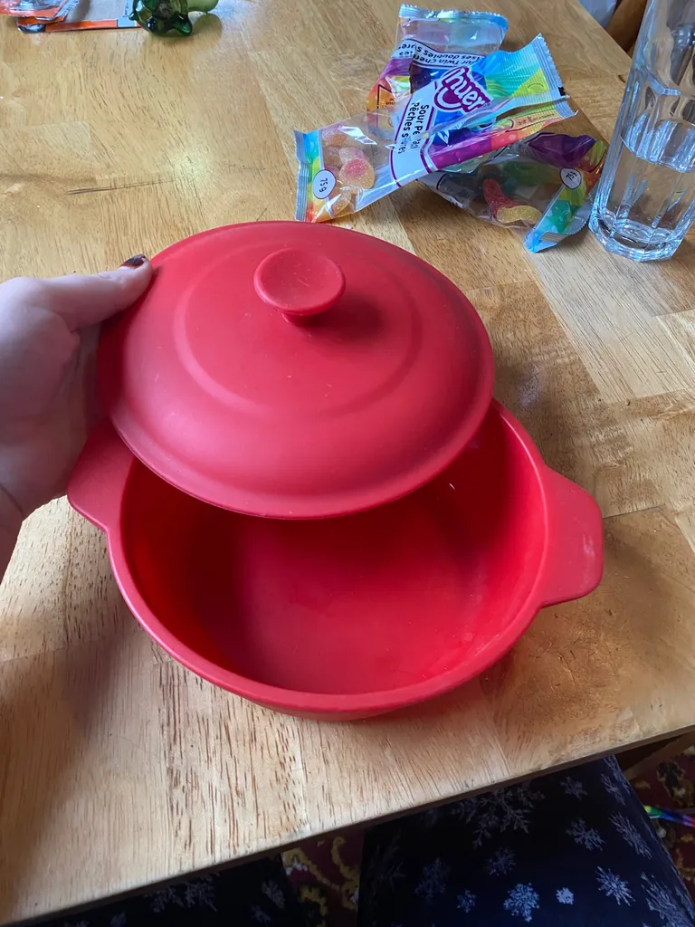 Microwave-veggie steamer photo 1