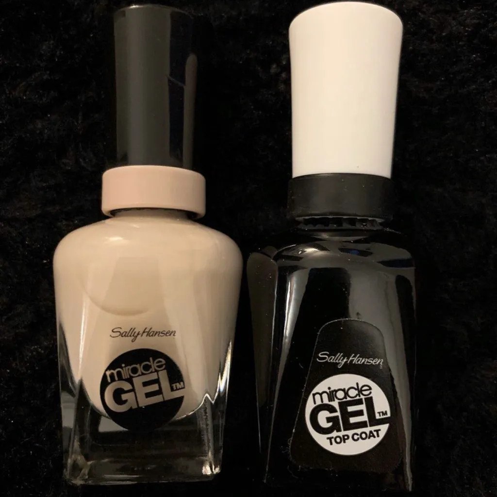 💗 Sally Hansen Miracle Gel Set photo 1