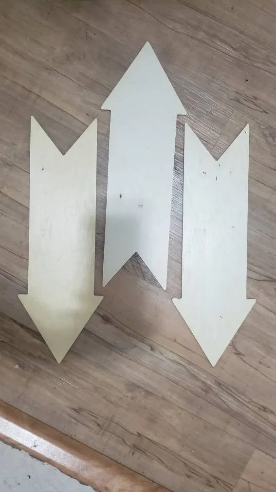 3 Blank Arrow Wood Panels photo 1