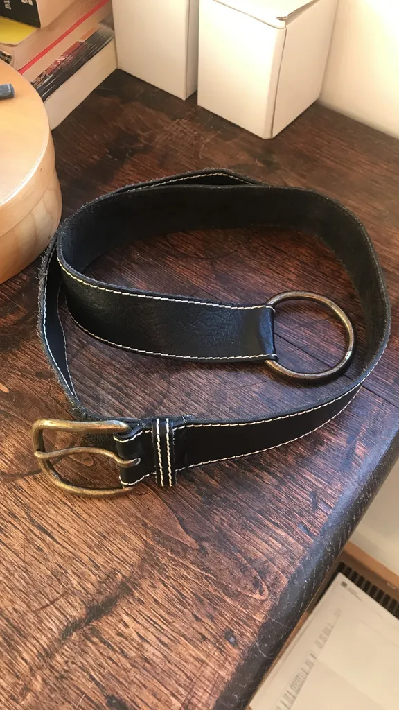 LEATHER brass circle belt photo 1