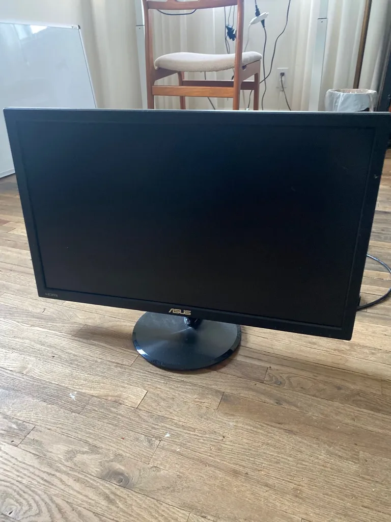 ASUS Monitor photo 1