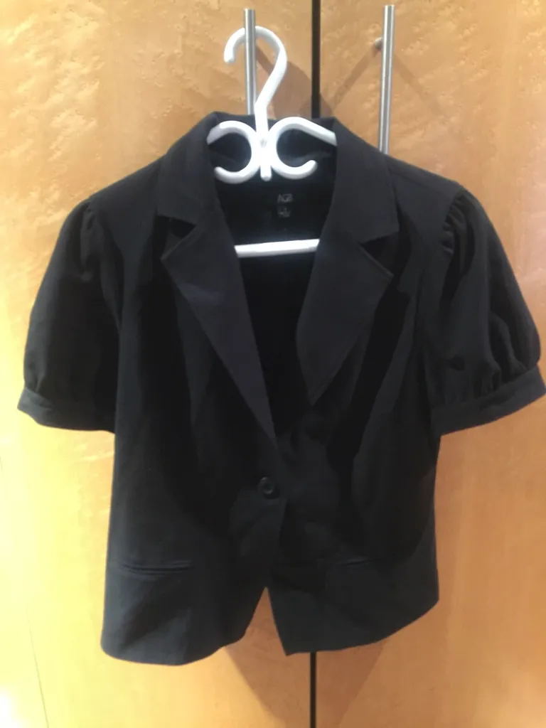 Short Sleeve Blazer photo 1