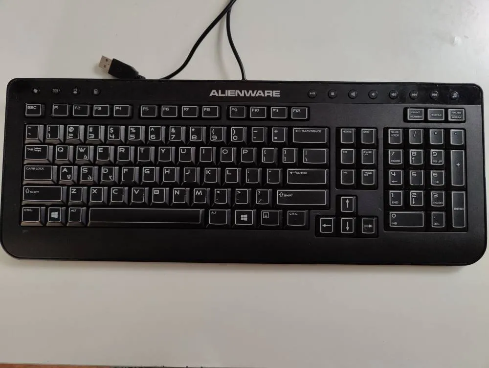 Alienware Keyboard photo 1