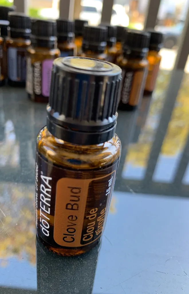 Oil - Clove Bud photo 1