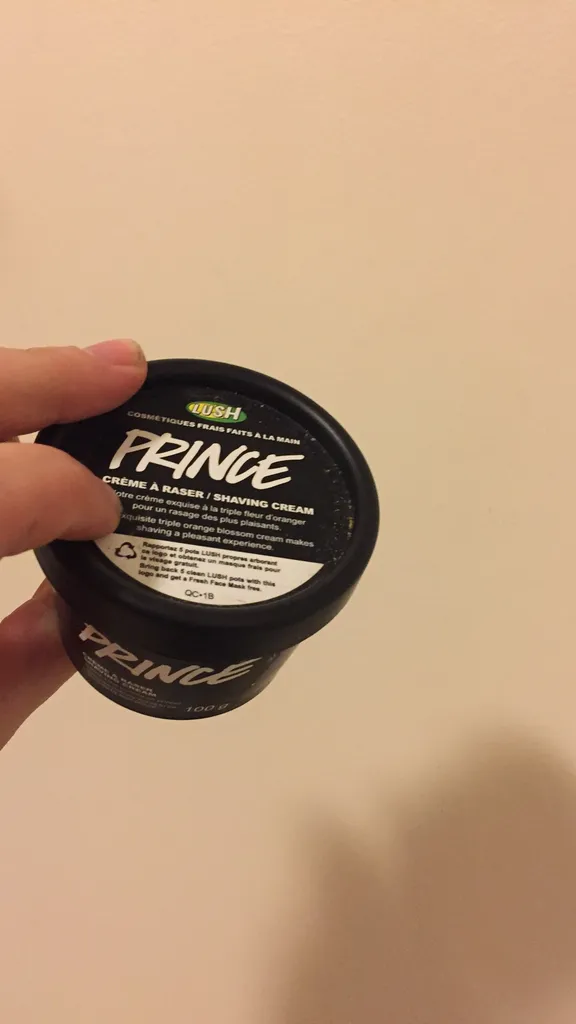 LUSH prince Shaving Cream photo 1