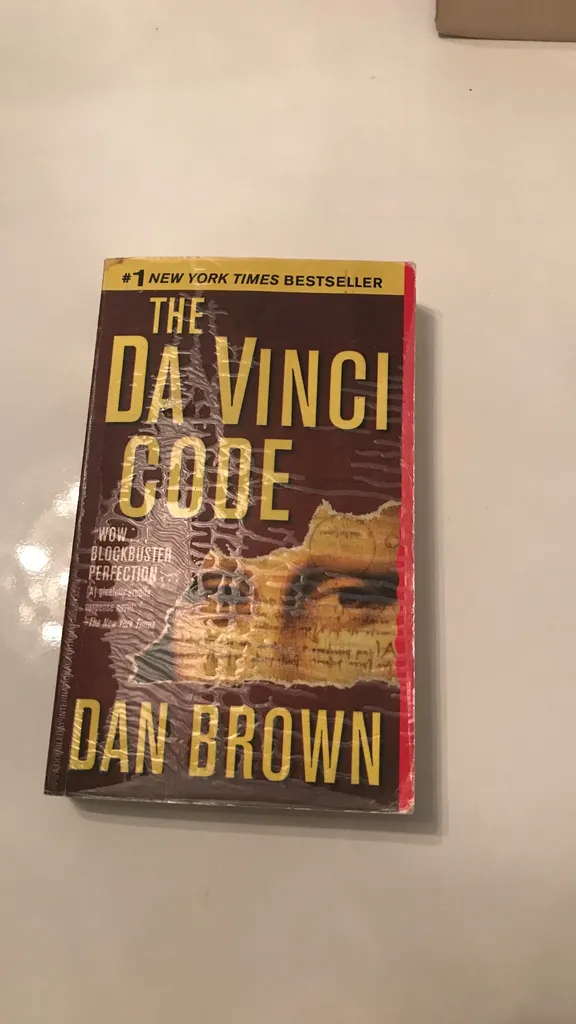 BOOK : The DaVinci Code photo 1