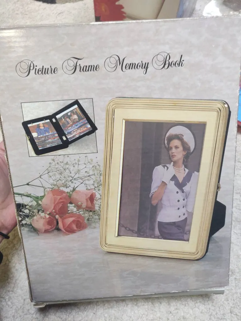 New Picture Frame Book photo 1