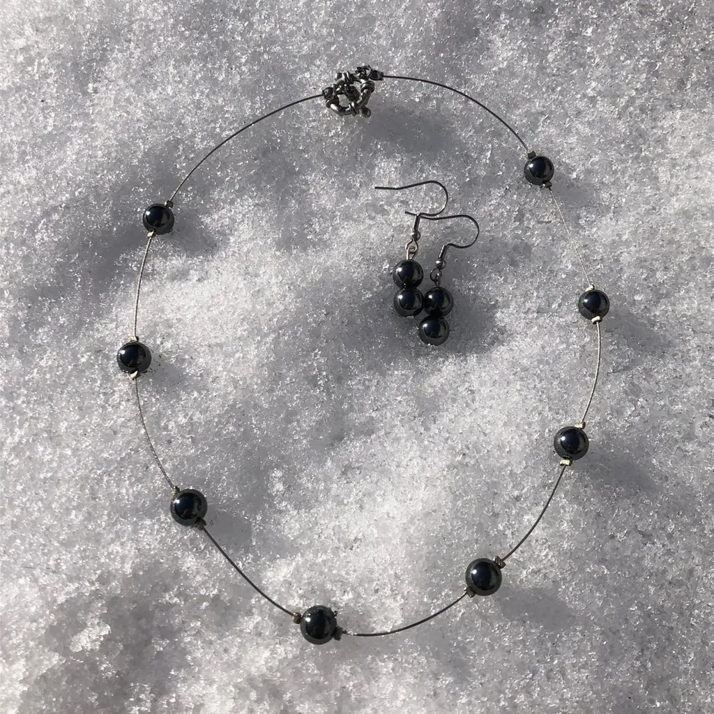 Earrings and Necklace/Choker Set photo 1