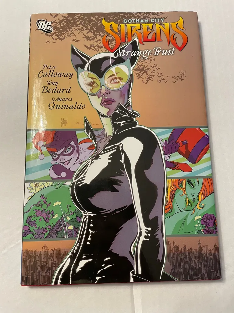 Gotham City Sirens HC Strange Fruit photo 1